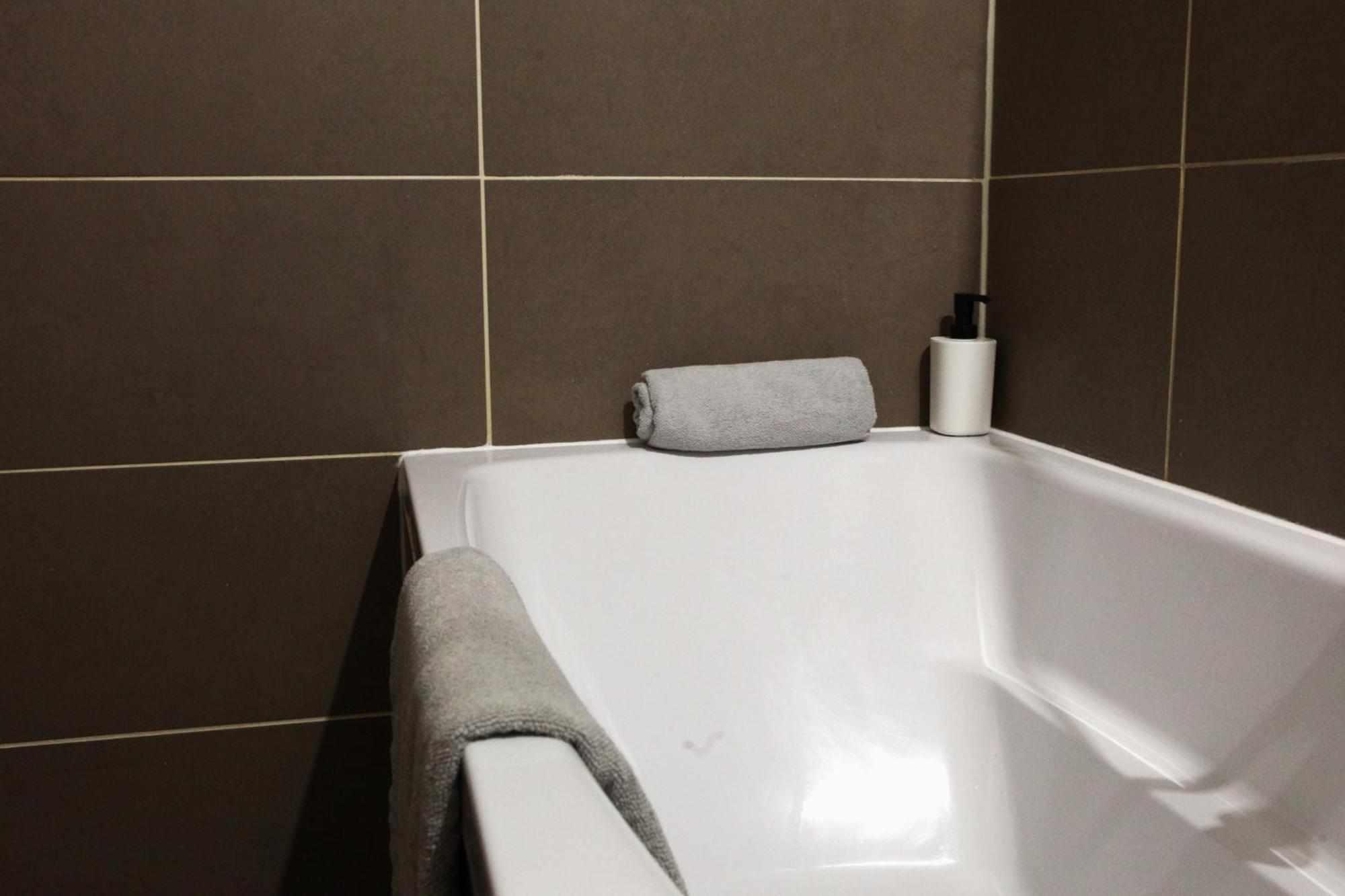 Goldcentral Apartment Danube Budapest Ngoại thất bức ảnh
