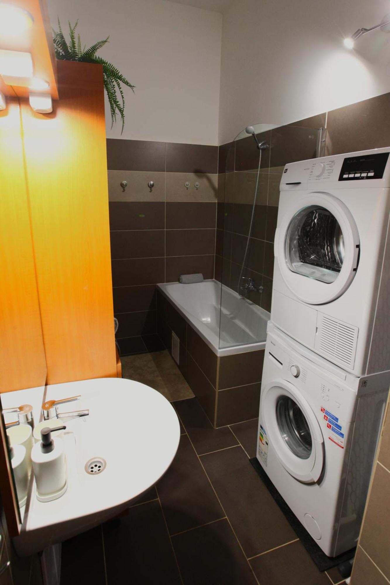 Goldcentral Apartment Danube Budapest Ngoại thất bức ảnh