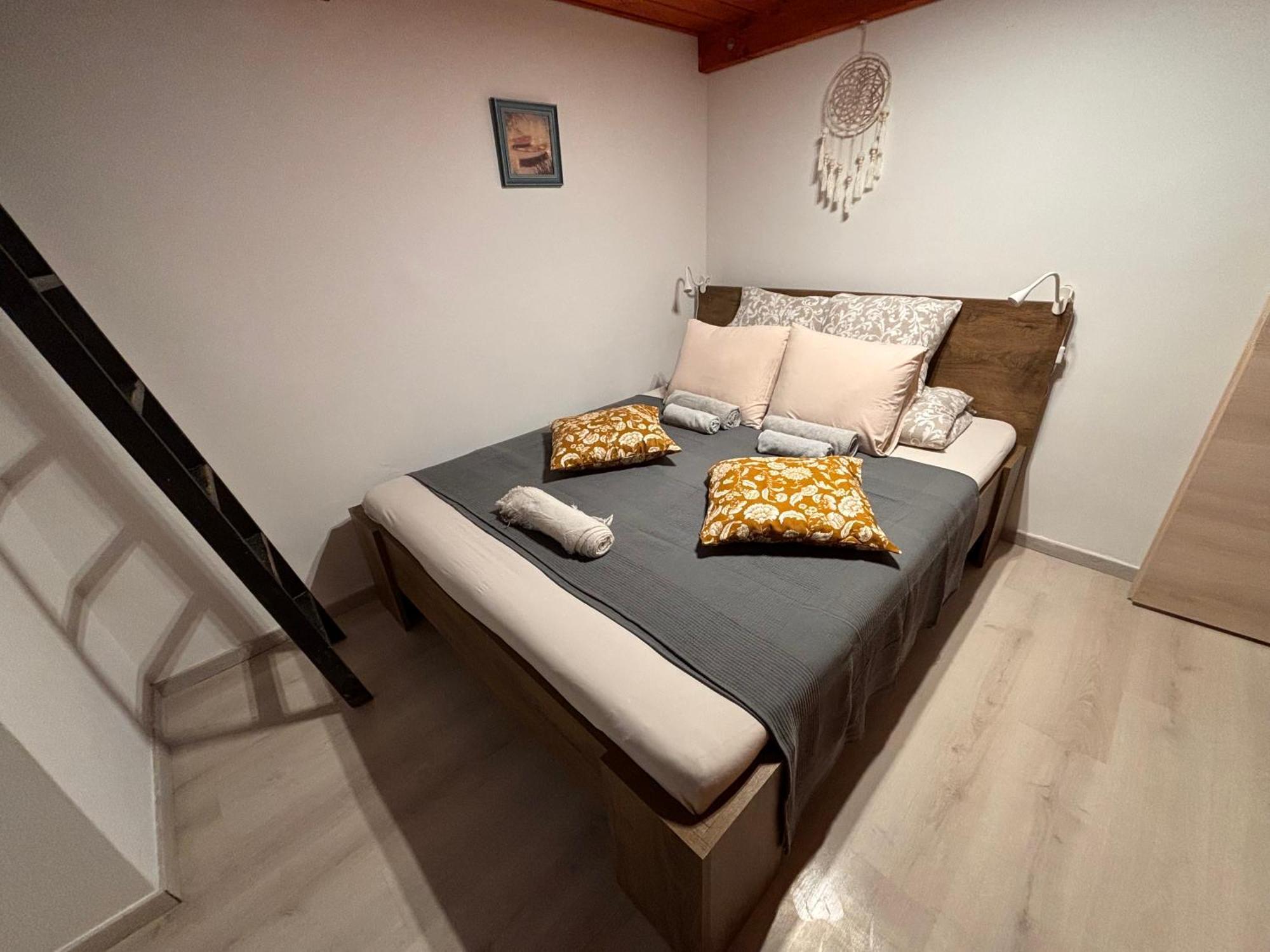 Goldcentral Apartment Danube Budapest Ngoại thất bức ảnh